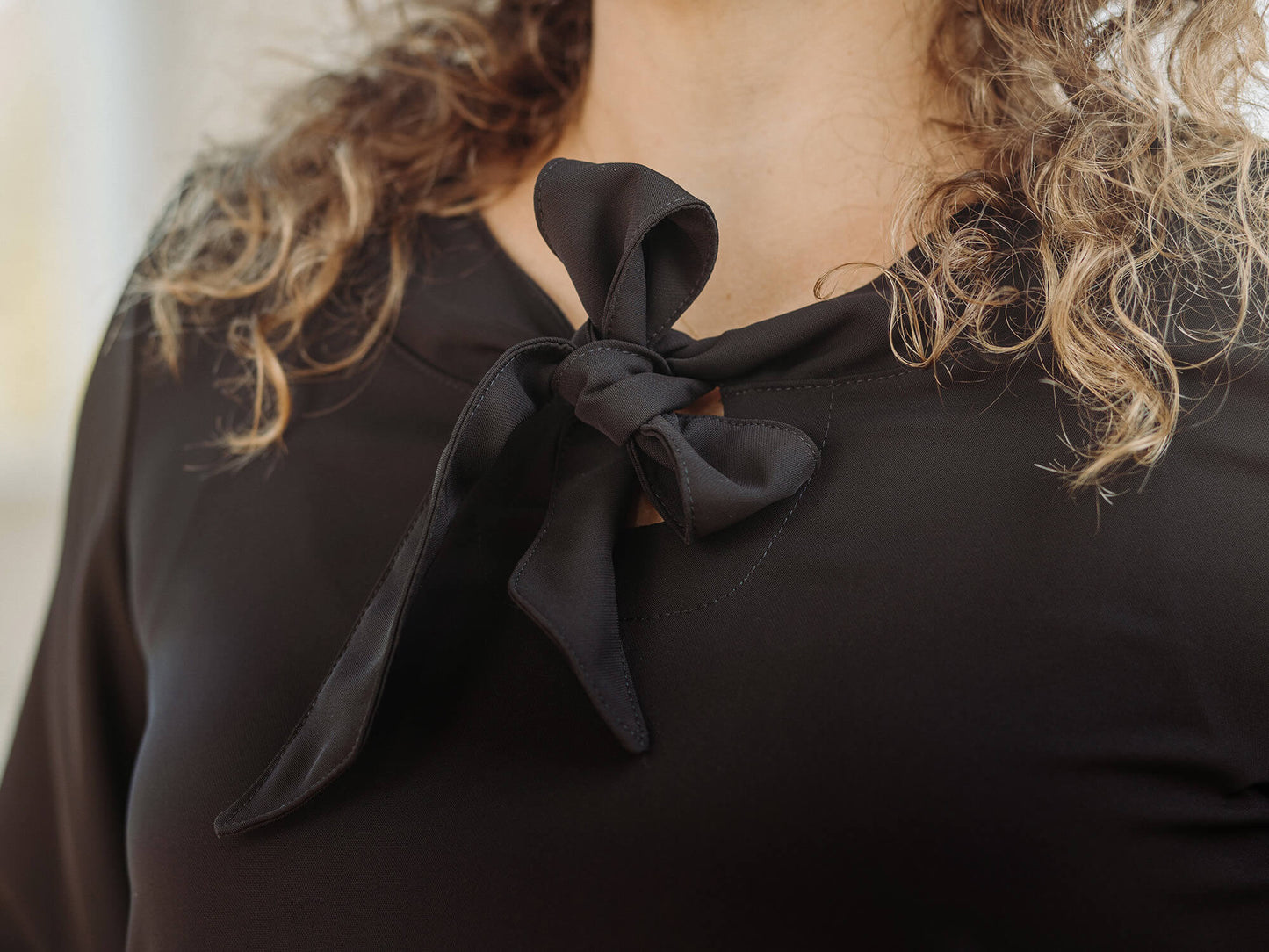 Blouse Bianca - Manches Longues - Noire