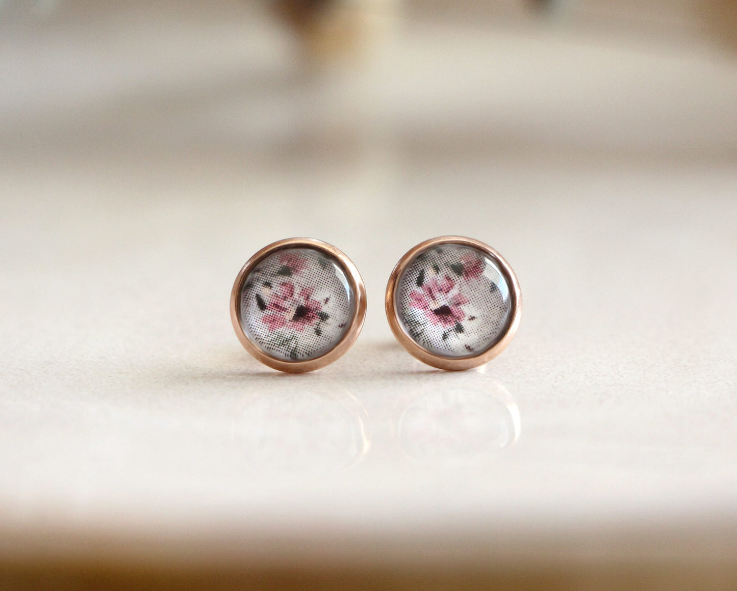 Clous d'oreilles - Alice Beige Fleuri
