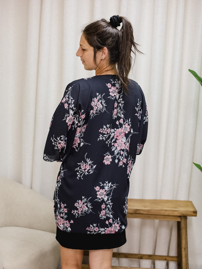 Kimono Émilie - Court - Noir Fleuri rose