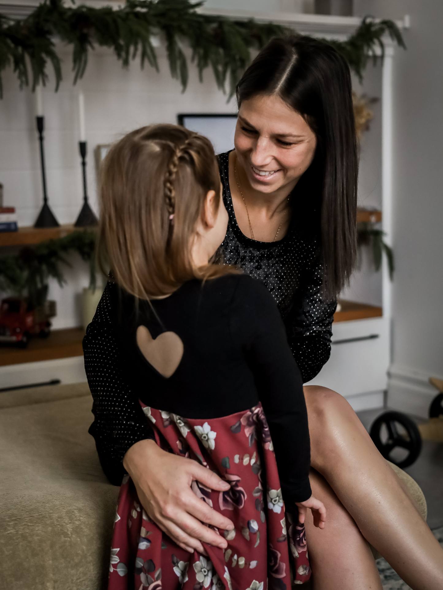 Robe Abi - Noir/Fleurs fond bourg.