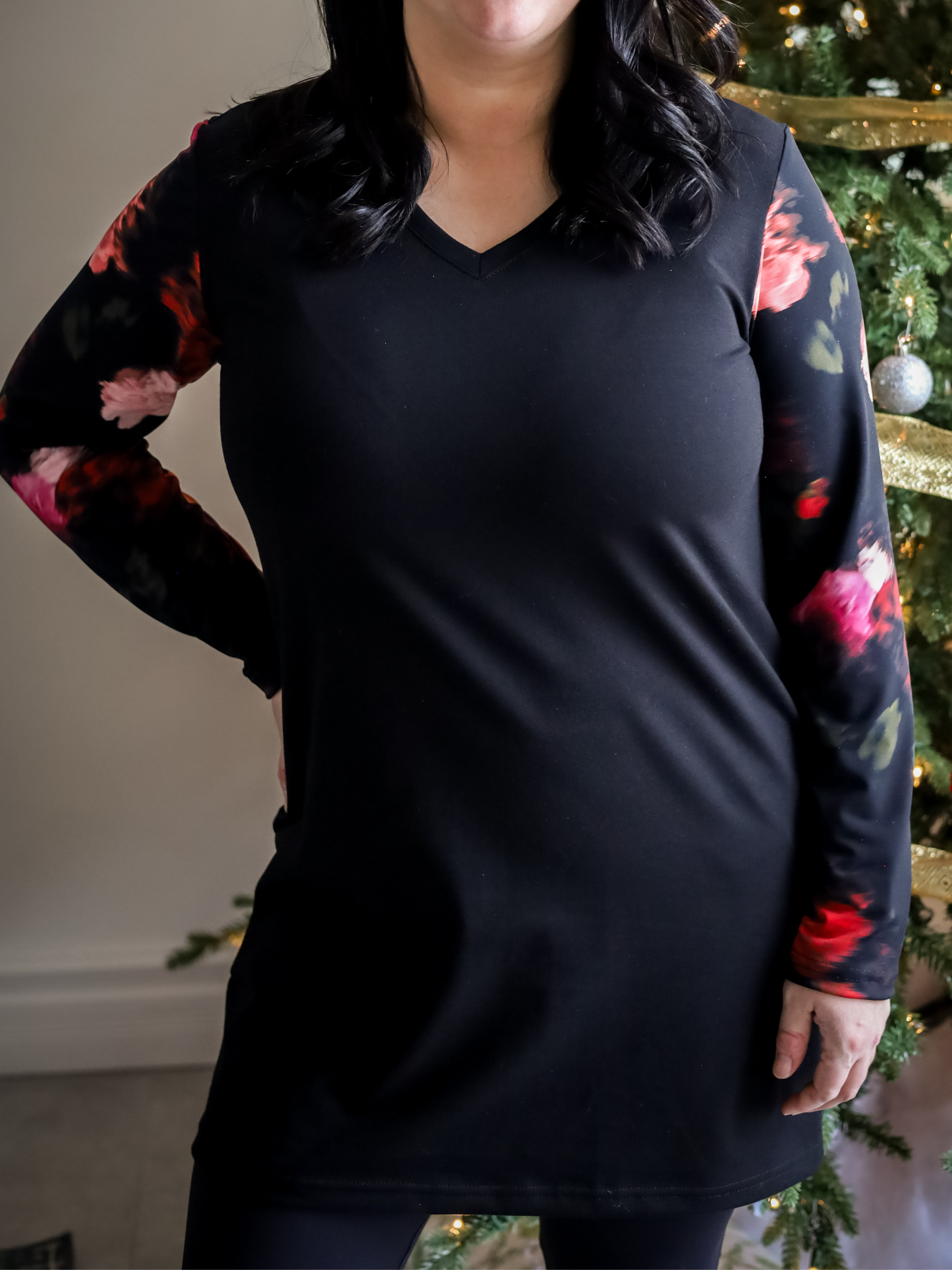 Tunique Sarah - Noir/Fleurs rose/rouge brouillées