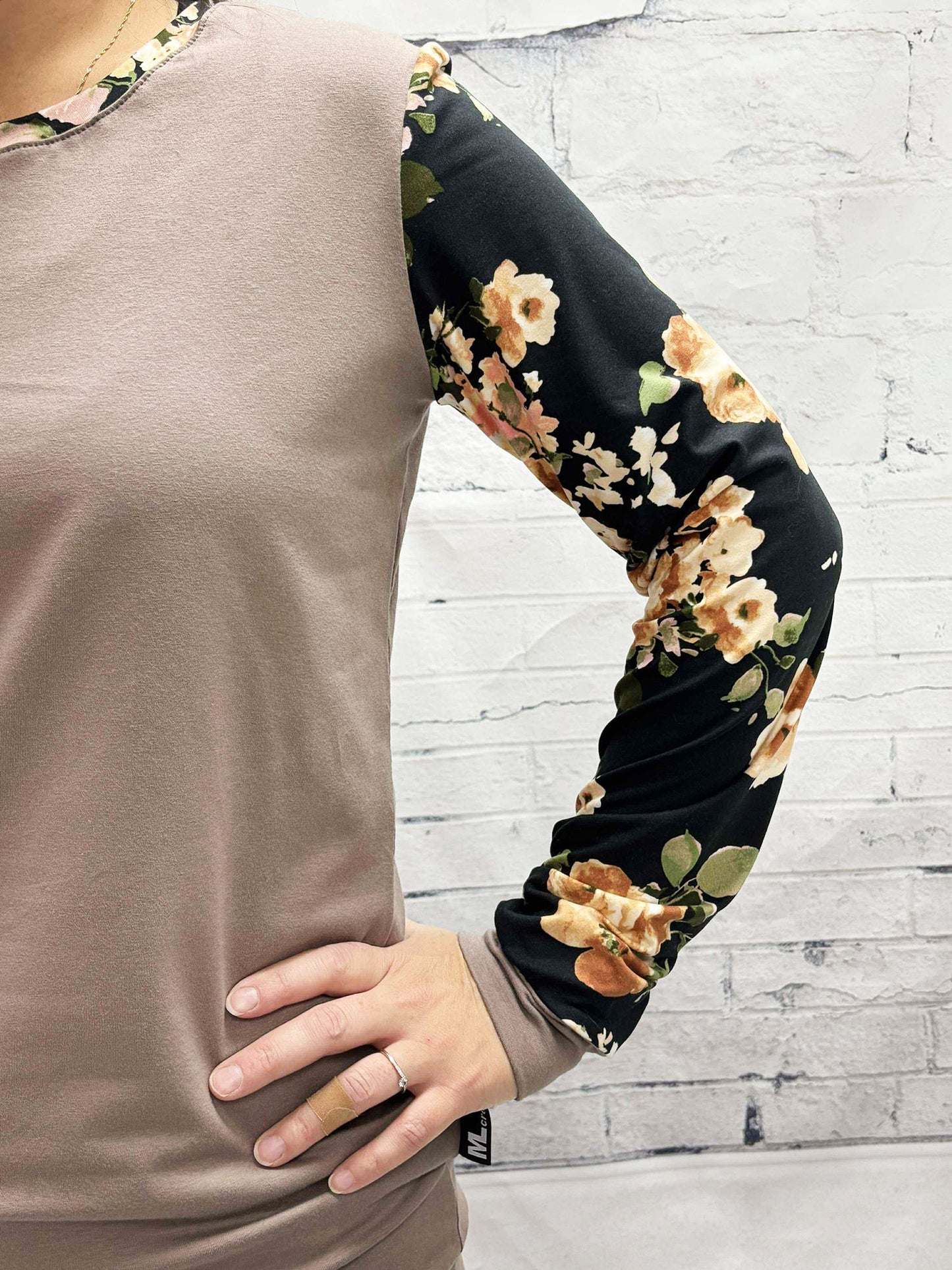 Chandail Catherine - Fleur crème/Beige